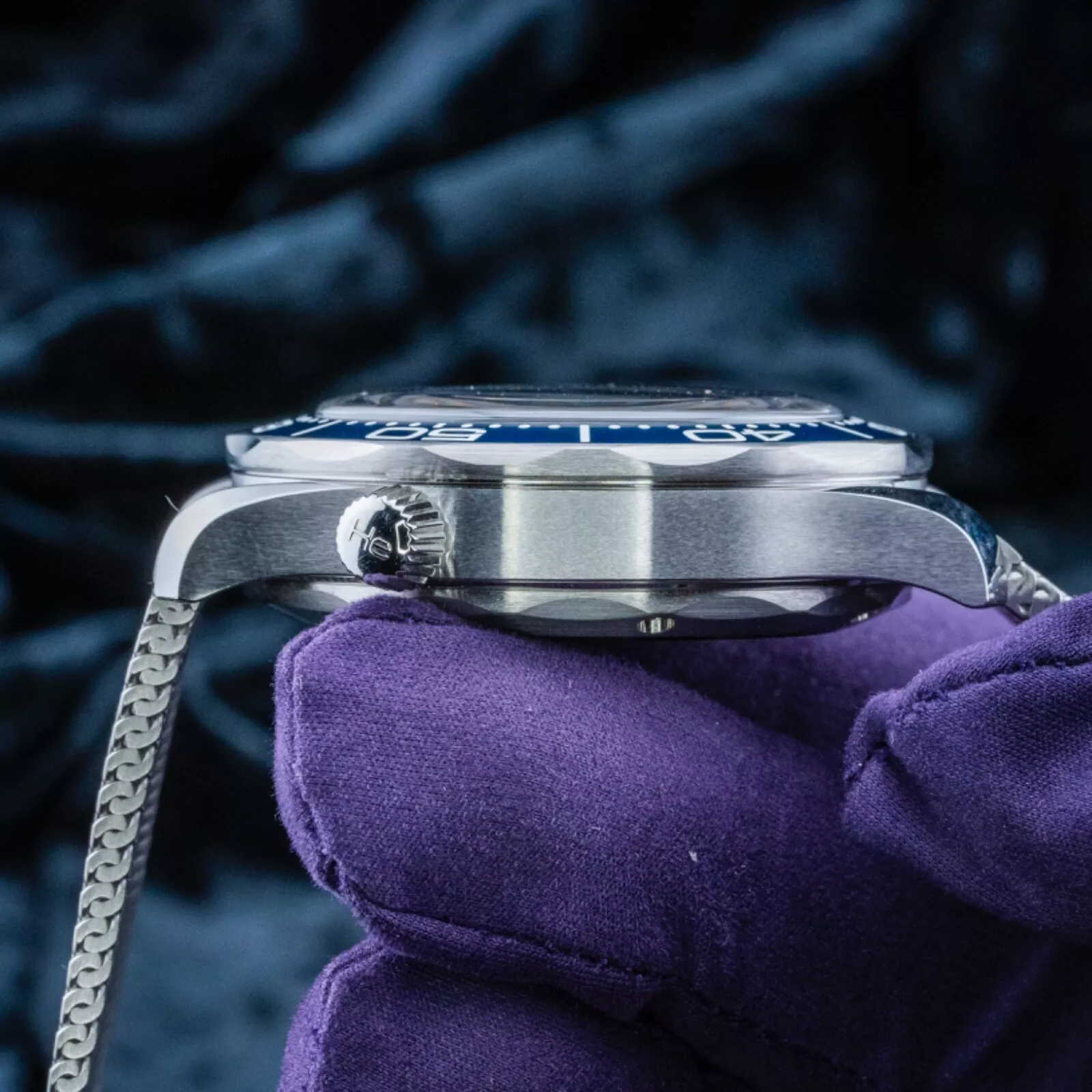 Seamaster Diver 300m James Bond 60th Anniversary 42mm