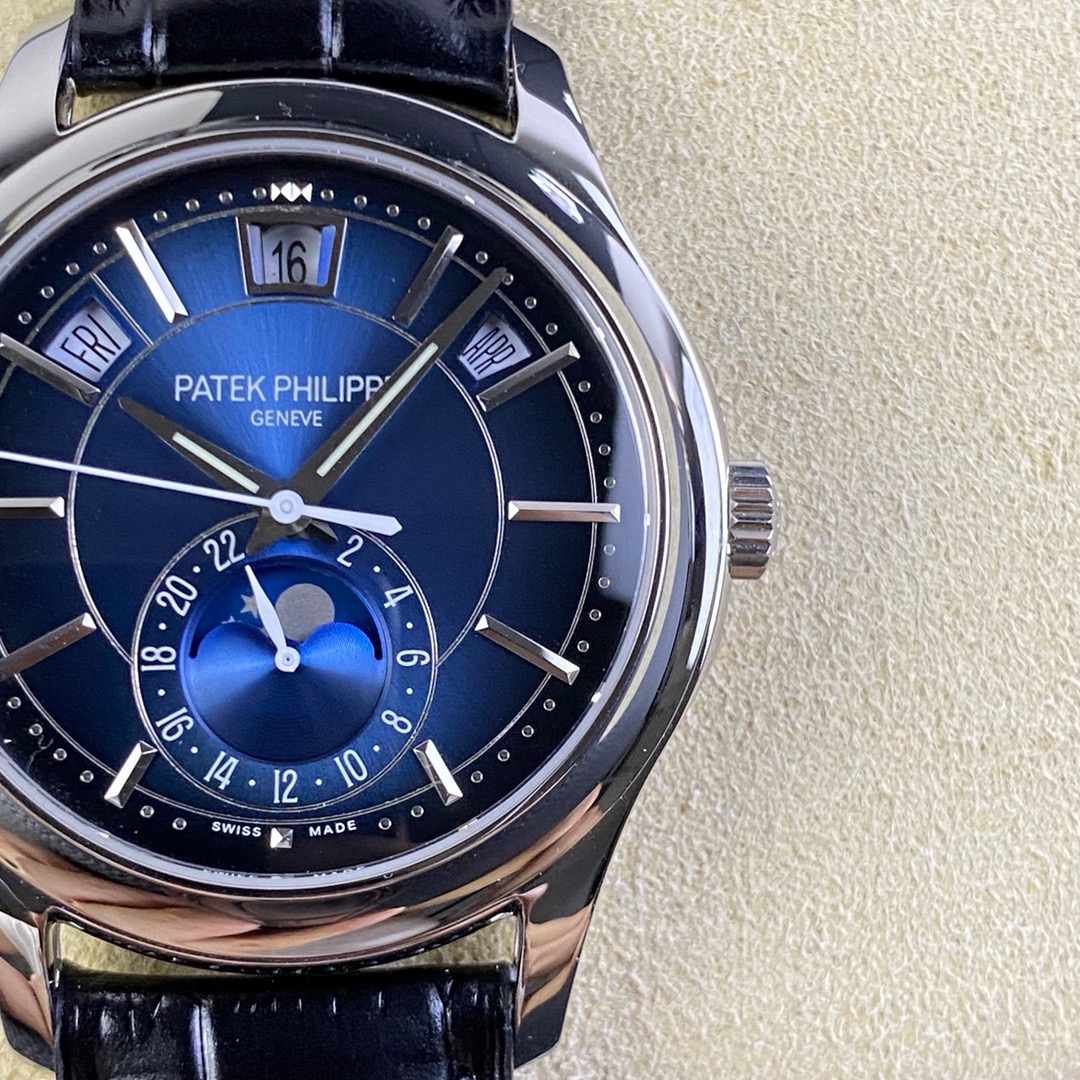 Patek Philippe 5205
