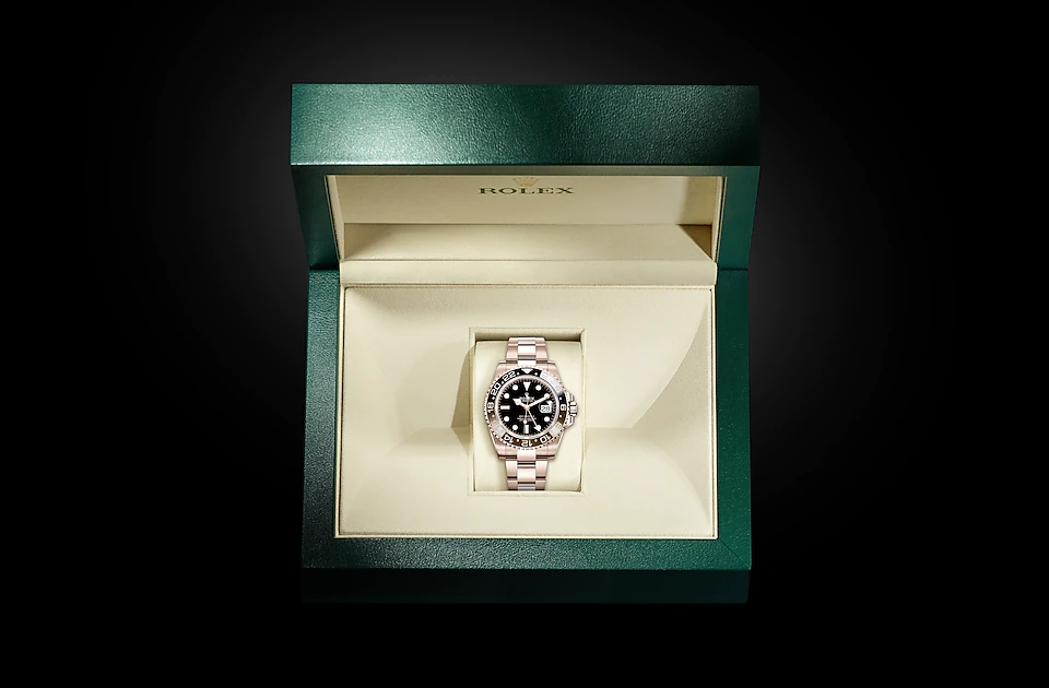 Rolex GMT-MASTER II 126715CHNR