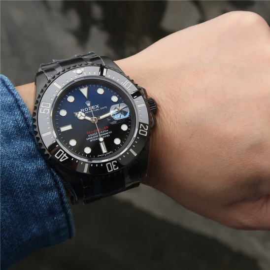 Rolex Sea-Dweller M126600-0002 43mm