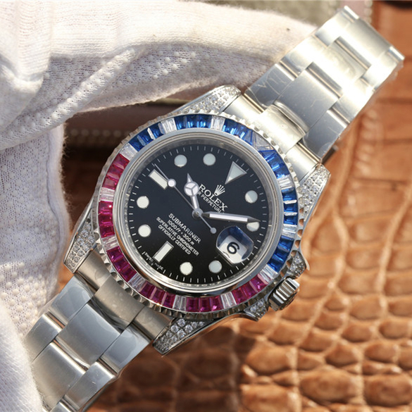 SUBMARINER SILVER BLUE / RED DIAMOND 40MM M126610LN-0007