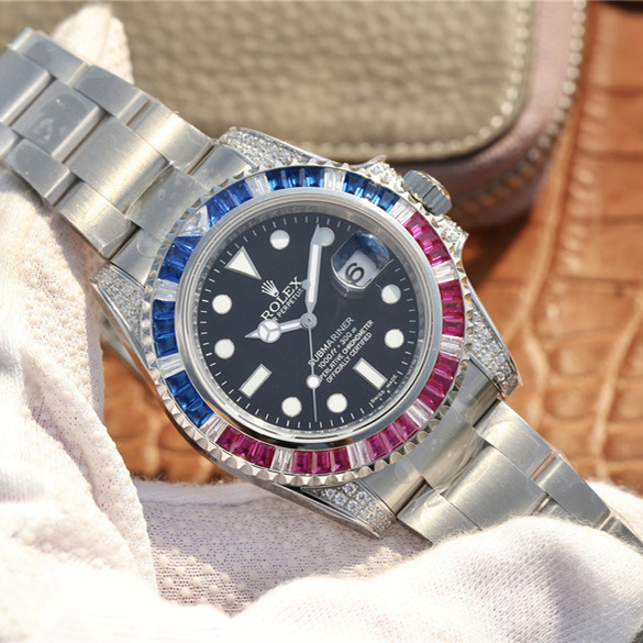 SUBMARINER SILVER BLUE / RED DIAMOND 40MM M126610LN-0007