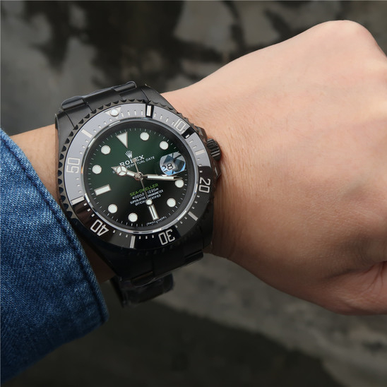 Rolex Sea-Dweller M126600-0002 43mm