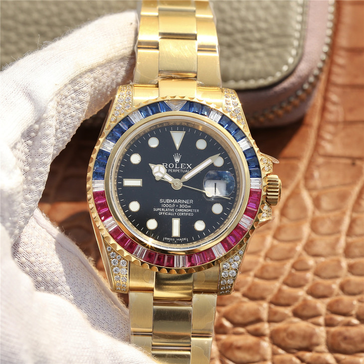 SUBMARINER GOLDEN BLUE / RED DIAMOND BLACK DIAL 40MM M126610LN-0010