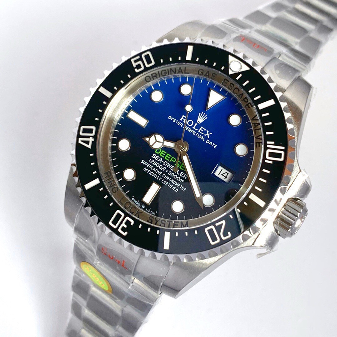 Rolex Sea-Dweller M126600-0002 43mm