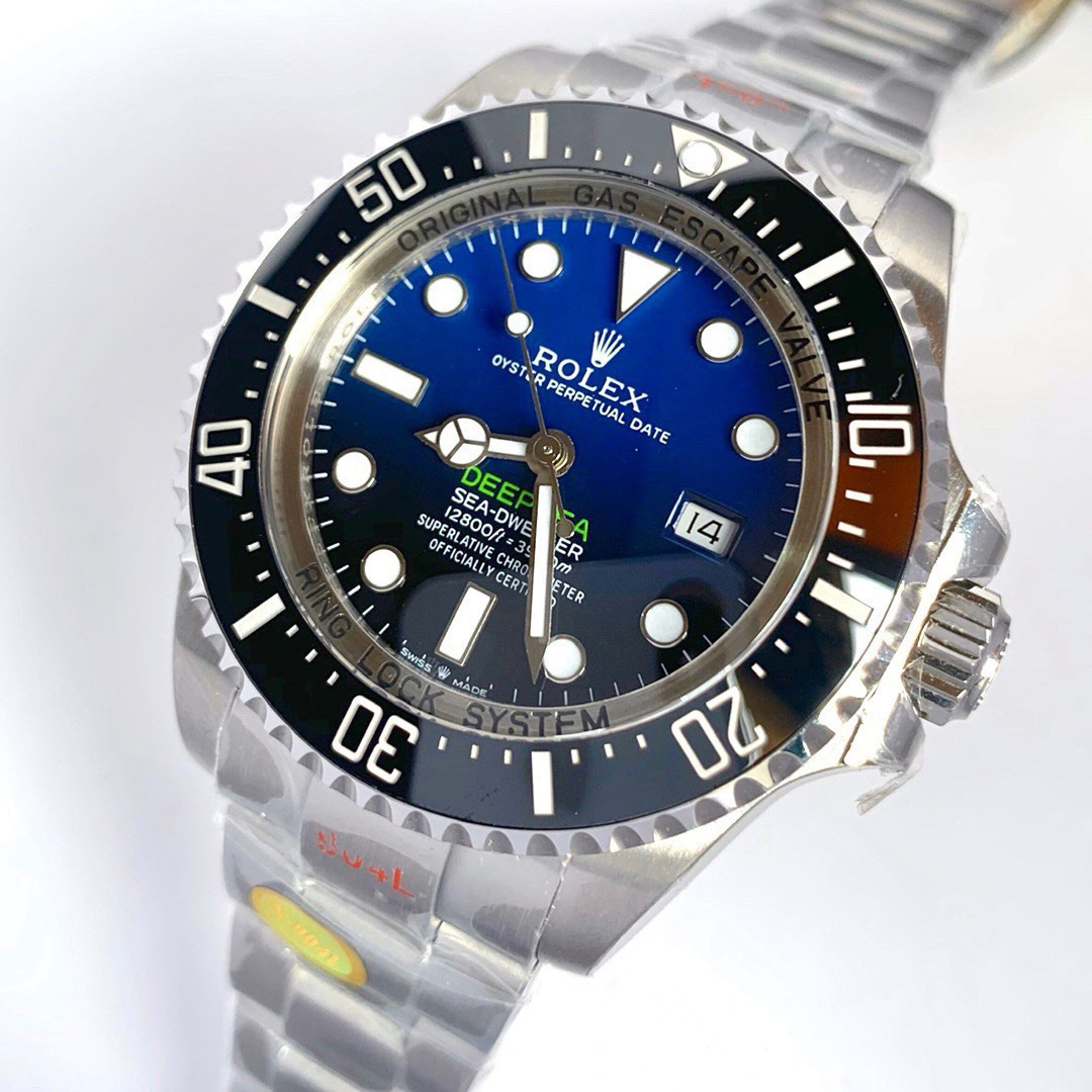 Rolex Sea-Dweller M126600-0002 43mm