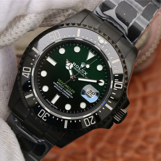 Rolex Sea-Dweller M126600-0002 43mm