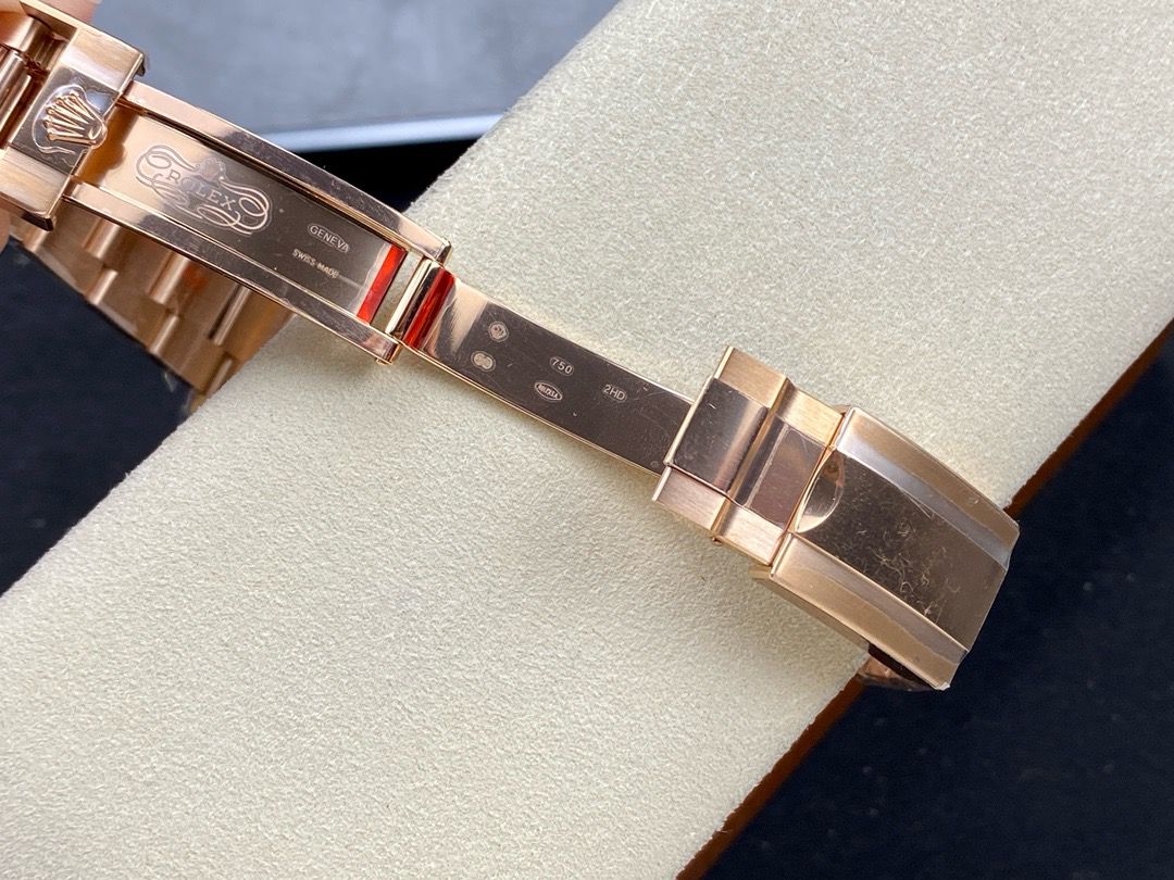 Clean Factory Rolex Daytona 116505-0017 40MM Full Rose Gold Diamond Bagutte Pink Dial