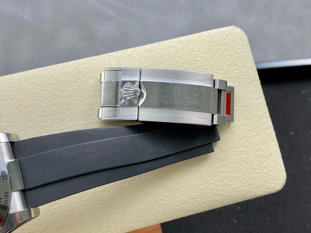 Clean Factory Rolex Daytona 116519LN 40MM White Gold Rubber Strap Arab Number Racing Grey Dial