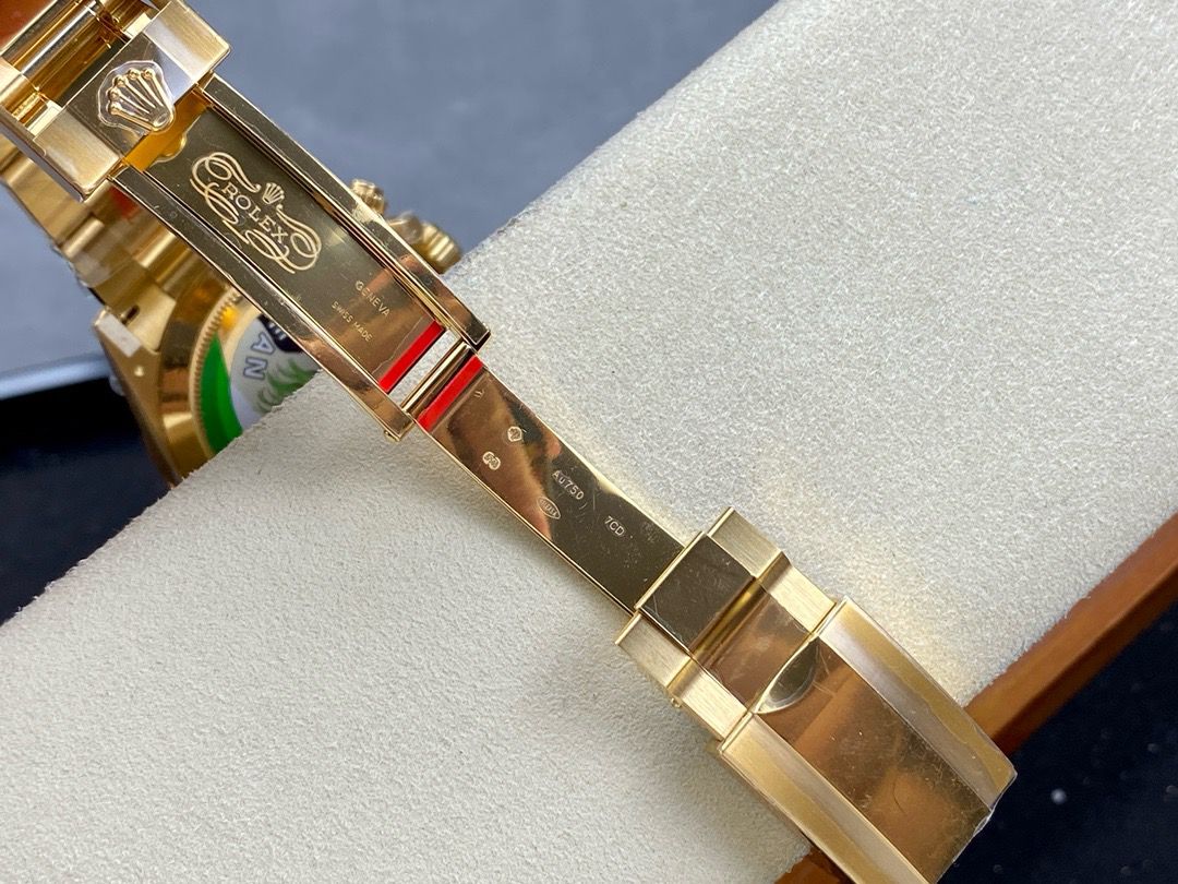 Clean Factory Rolex Daytona 116508-0003 40mm Full Gold, Champagne Dial