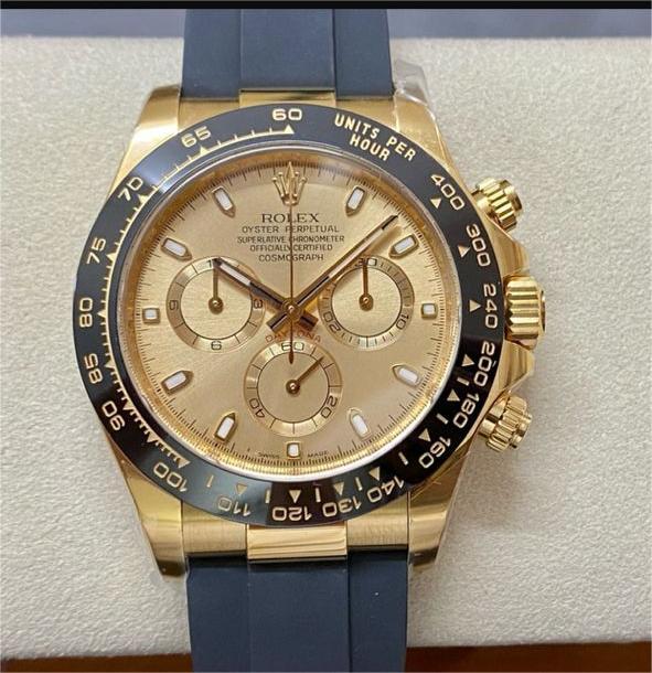 Clean Factory Rolex Daytona 116518LN-0042 40mm Gold,Rubber Strap Champagne Dial