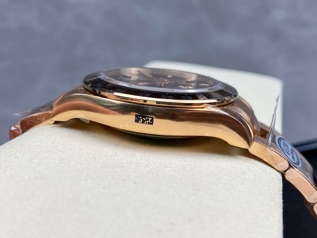 Clean Factory Rolex Daytona 116505-0008 40MM Full Rose Gold Black Dial