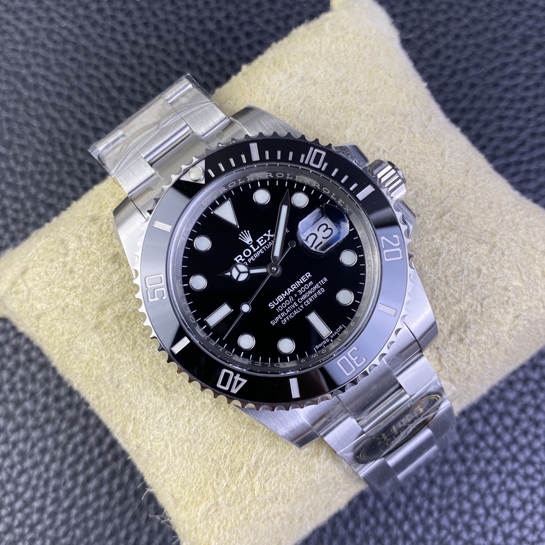 Clean Factory Rolex Submeriner Date 116610LN 40mm Full 904L Black Dial