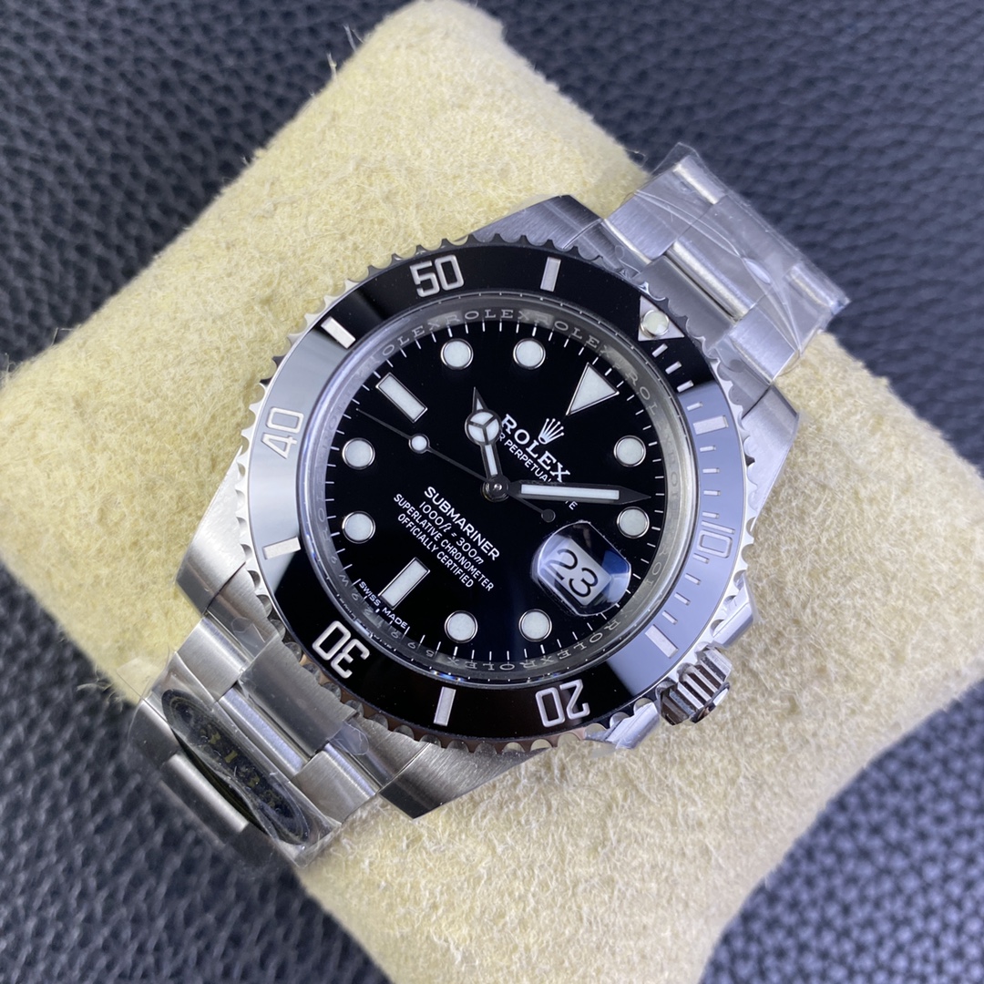 Clean Factory Rolex Submeriner Date 116610LN 40mm Full 904L Black Dial