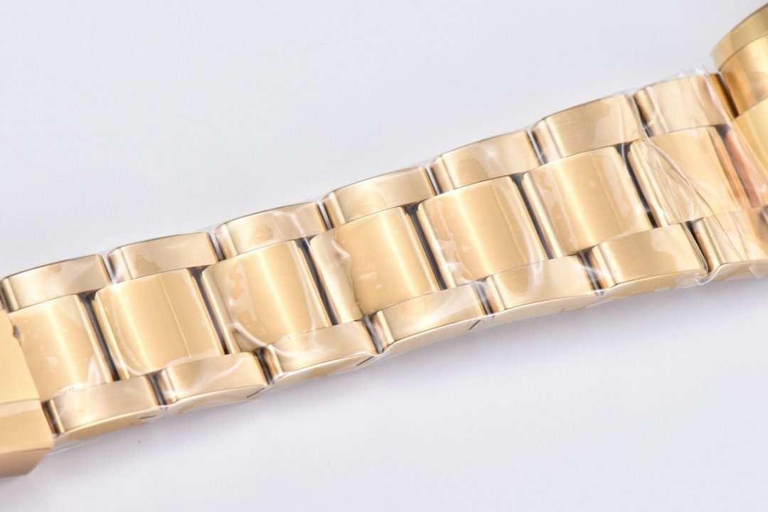 Clean Factory Rolex Daytona 116508 40MM Full Yellow Gold Diamond Mop Mother Of Pearl Dial