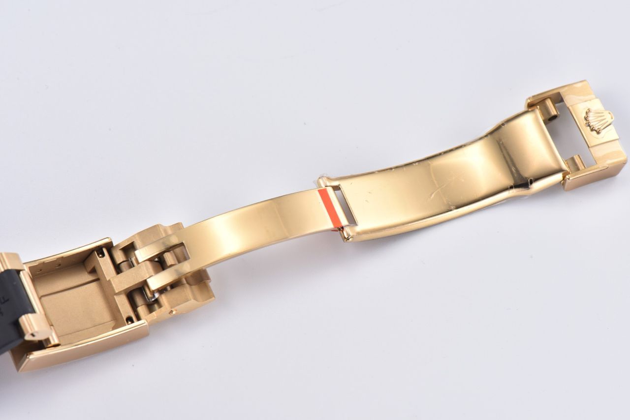 Clean Factory Rolex Daytona 116518LN 40MM Yellow Gold Rubber Strap Diamond Mop Mother Of Pearl Dial