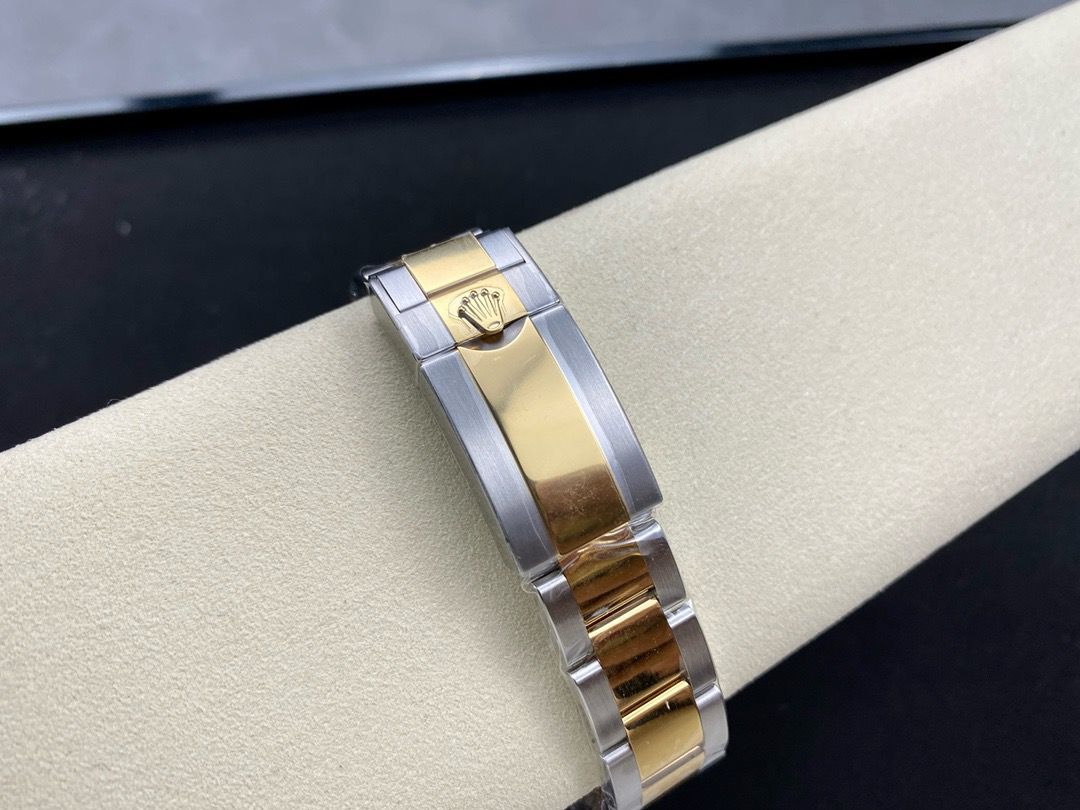 Clean Factory Rolex Daytona 116503-0001 40MM Half Gold White Dial