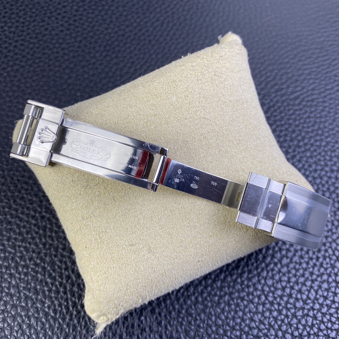 CLEAN Factory Rolex Daytona 116519LN 40MM White Gold Rubber Strap Arab Number Racing Black Dial