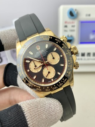 CLEAN Factory Rolex Daytona 116518LN 40MM Yellow Gold Rubber Strap Black Dial
