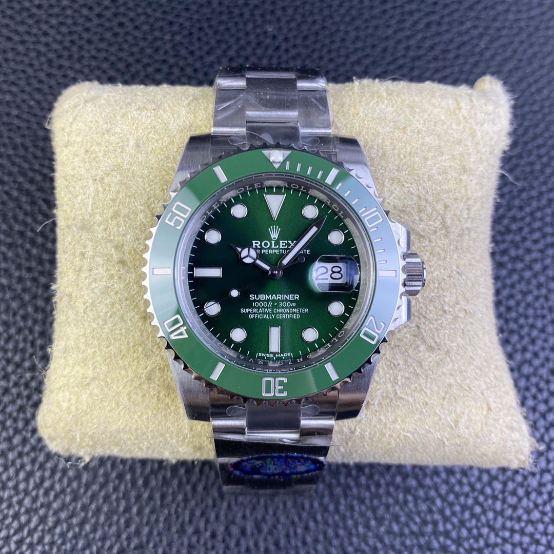 Clean Factory Rolex Hulk Submeriner Date 116610LV 40mm Full 904L Green Dial