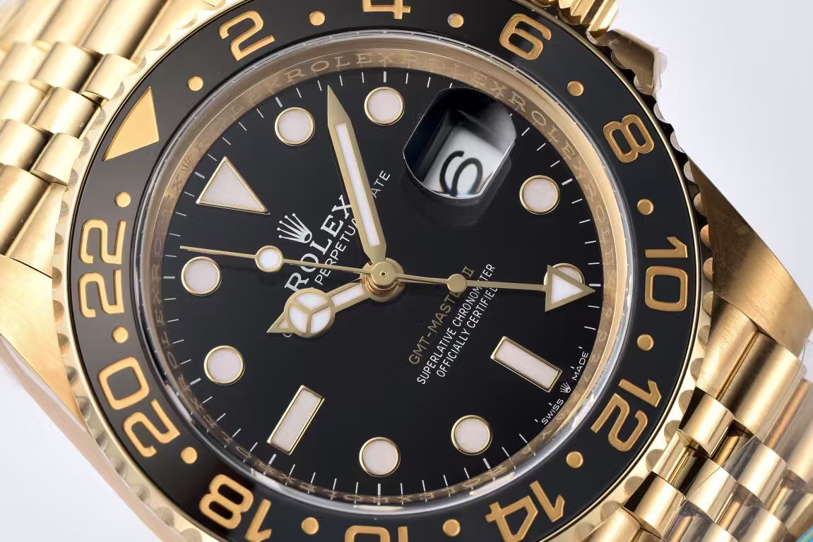 Clean Factory Rolex GMT-MASTER II 126718GRNR-0001 40mm Full Yellow Gold Black Dial Jubilee