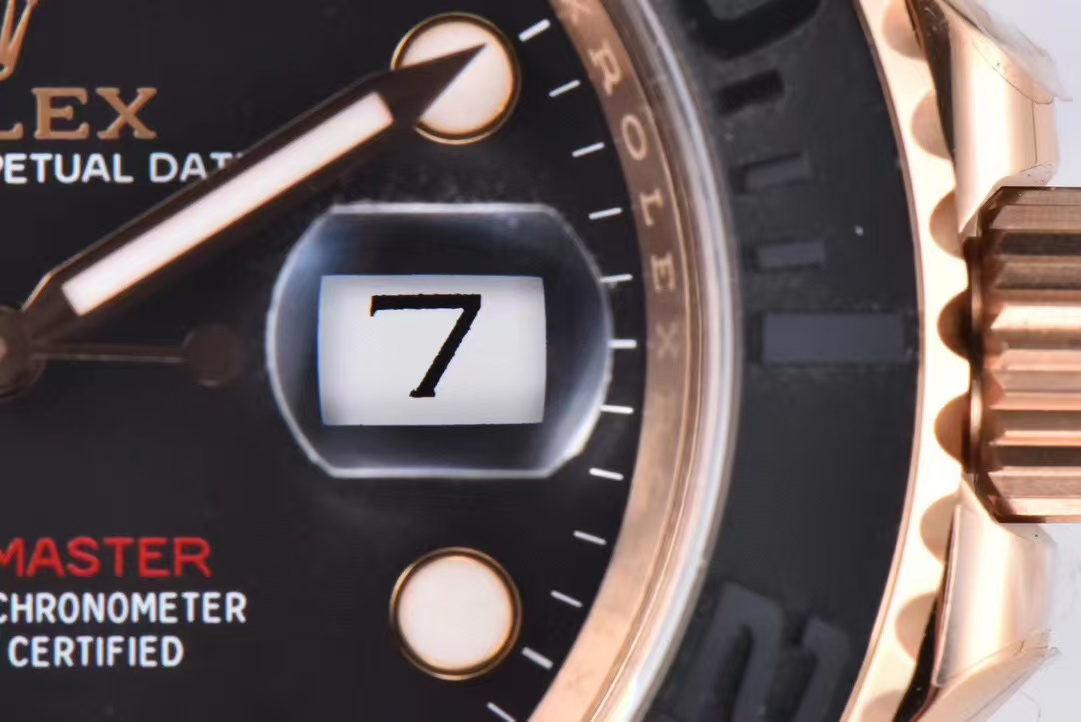 Clean Factory Rolex Yacht-Master 126655-0002 40mm Rose Gold Rubber Strap Black Dial