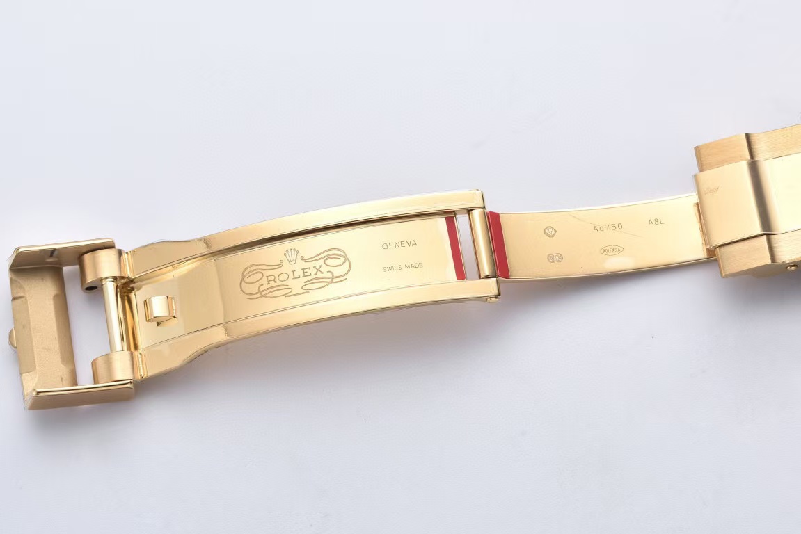 Clean Factory Rolex GMT-MASTER II 126718GRNR-0001 40mm Full Yellow Gold Black Dial Jubilee