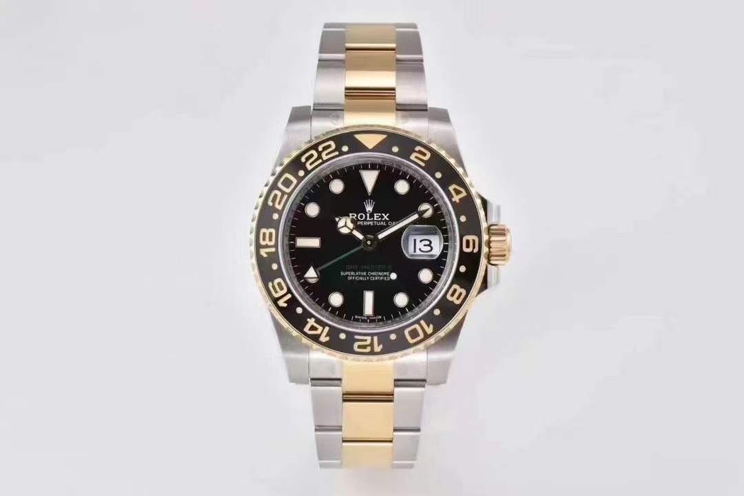 Clean Factory Rolex GMT-MASTER II 116713LN 40mm Half Yellow Gold Black Dial