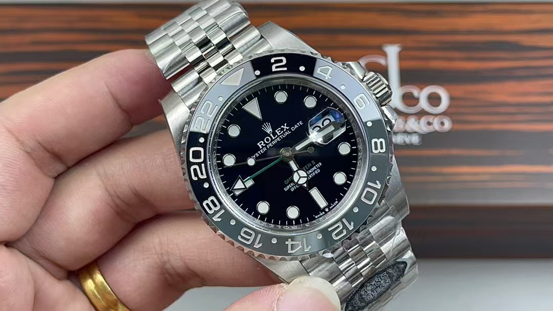 Clean Factory Rolex GMT-Master II 126710GRNR-0003 40mm Full 904L Black Dial Jubilee