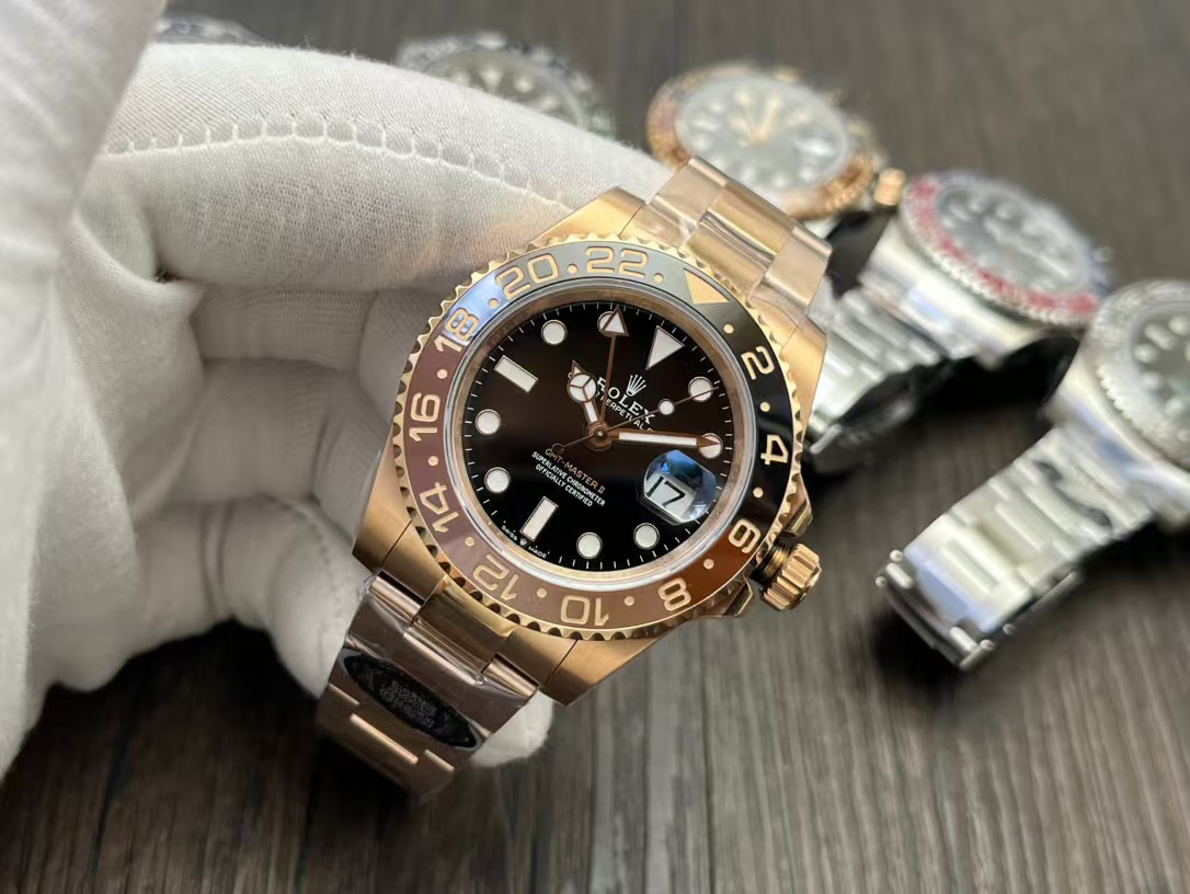 Clean Factory Rolex Rootbeer GMT-MASTER II 126715CHNR-0001 40mm Full Rose Gold Black Dial