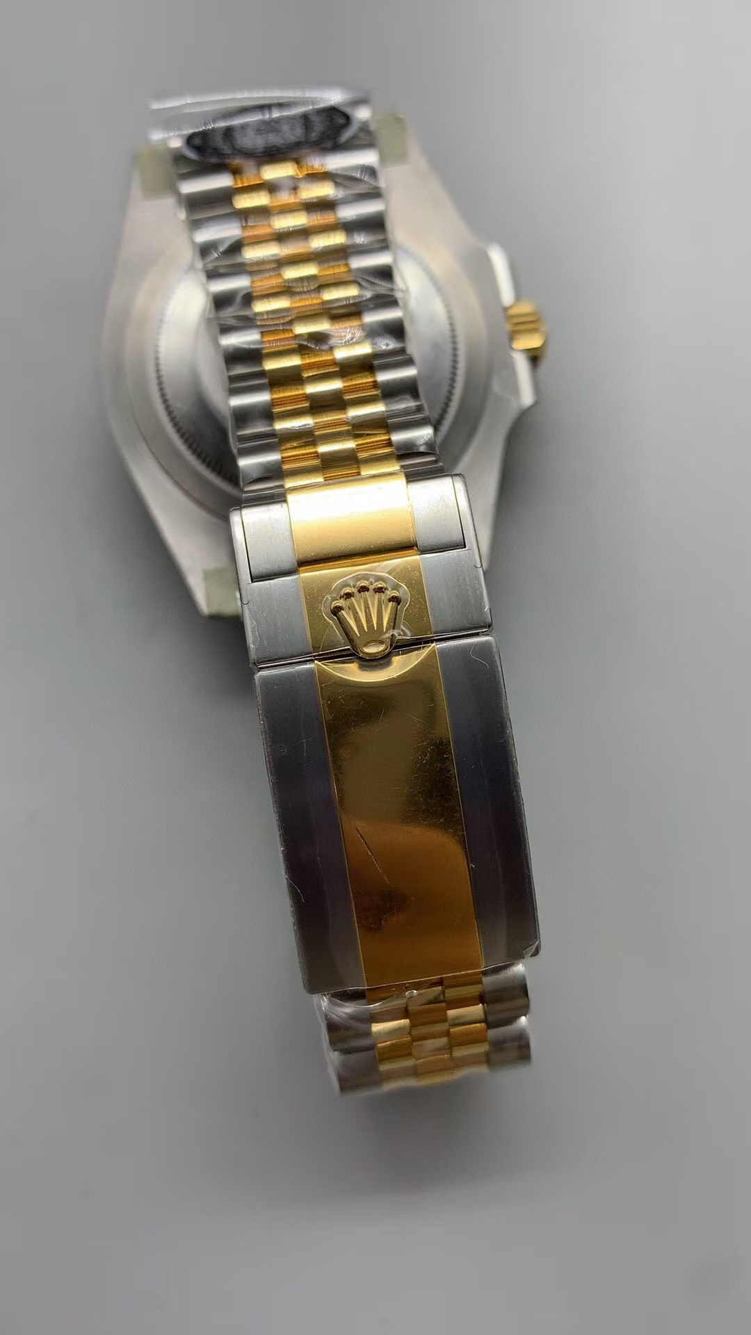 Clean Factory Rolex GMT-MASTER II 126713GRNR-0001 40mm Half Yellow Gold Black Dial Jubilee