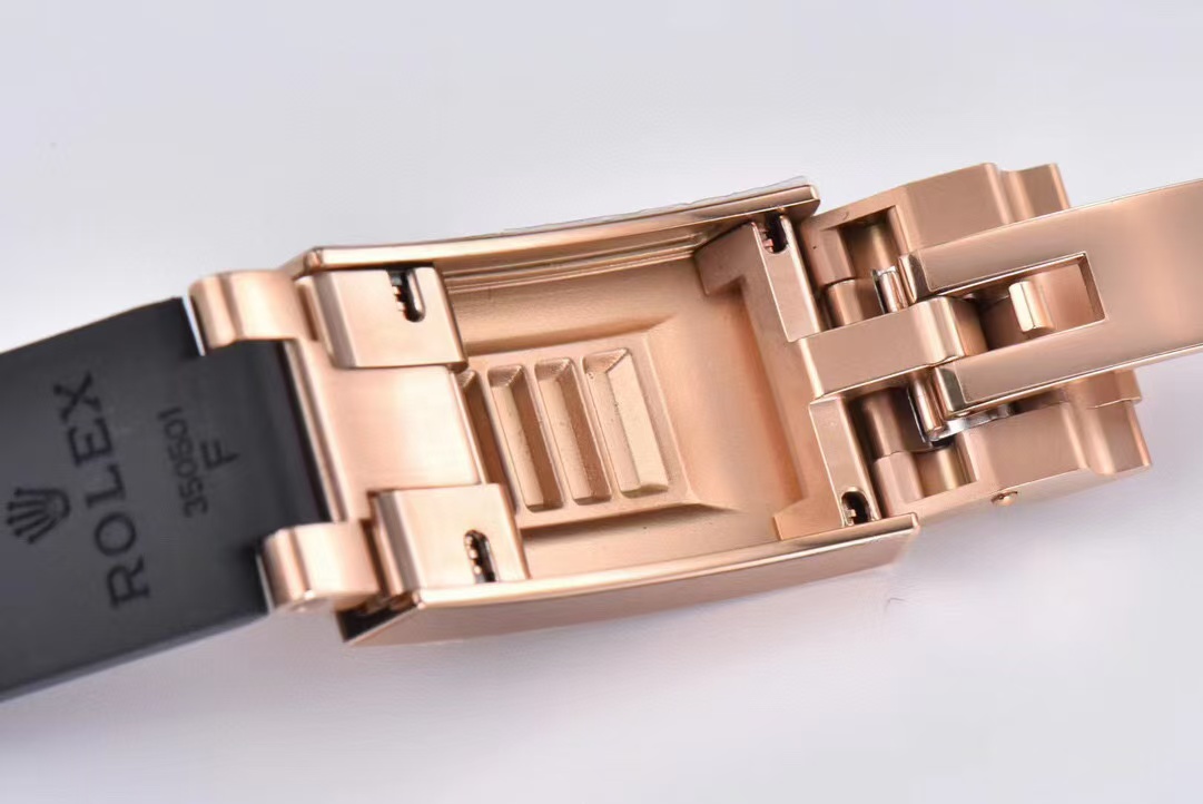 Clean Factory Rolex Yacht-Master 126655-0002 40mm Rose Gold Rubber Strap Black Dial