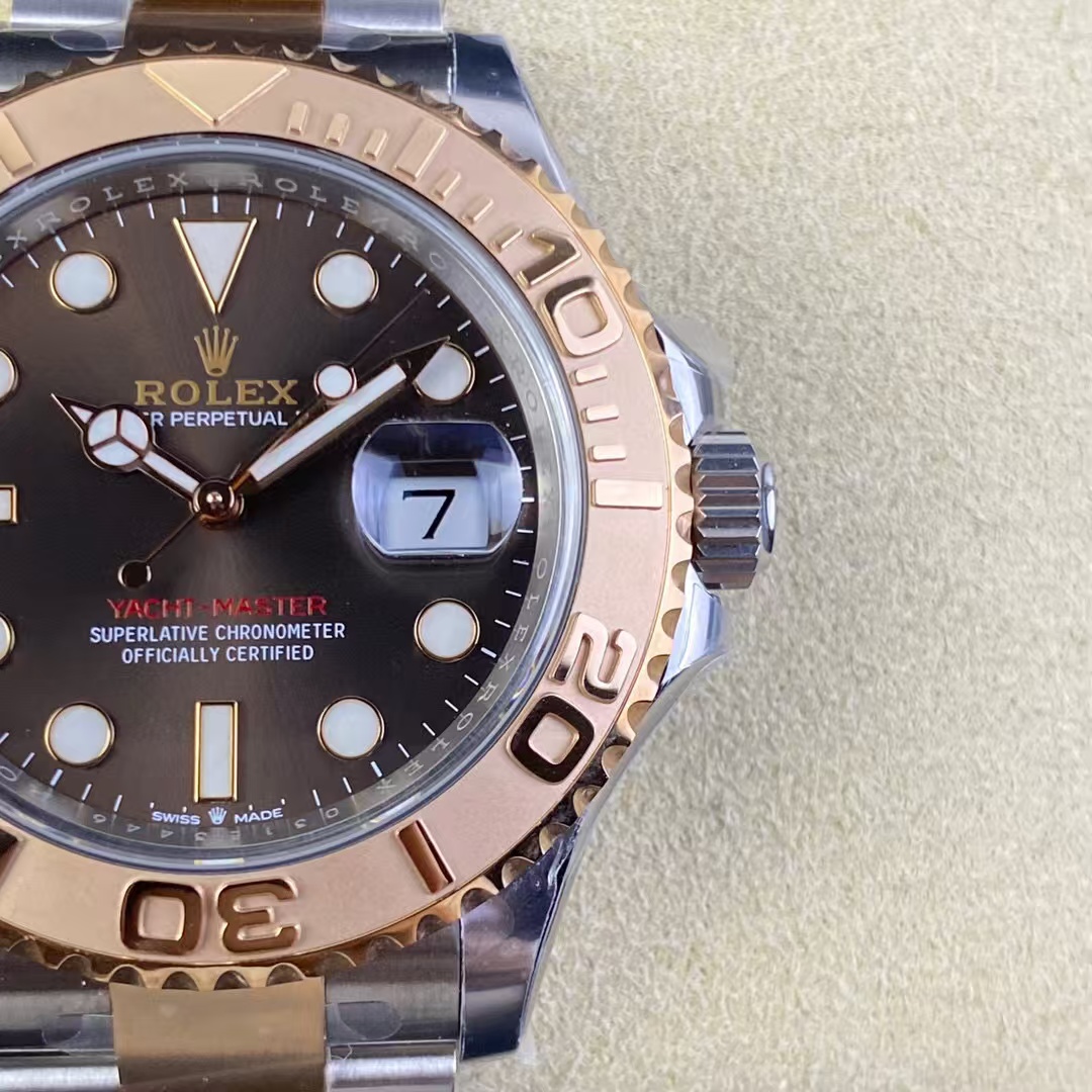 Clean Factory Rolex Yacht-Master 126621-0001 40mm Half Rose Gold Brown Dial