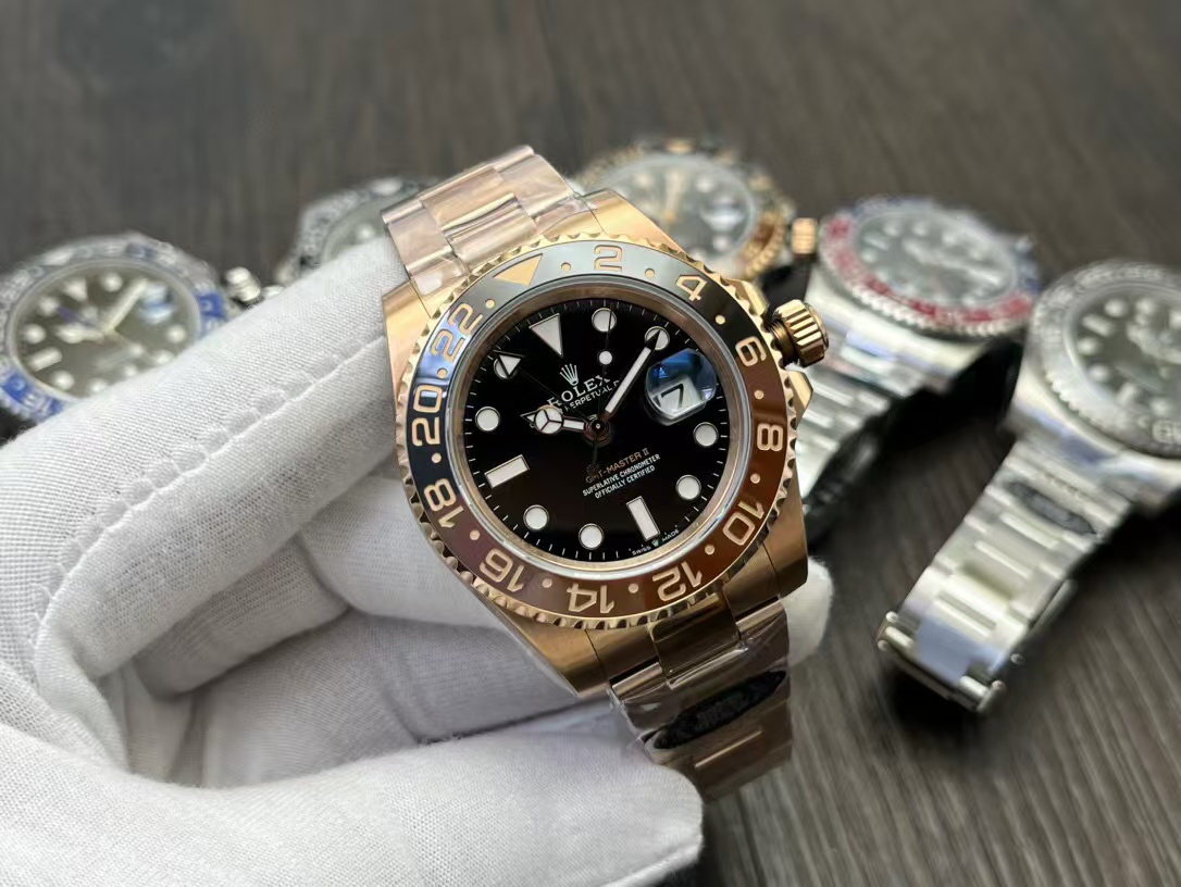 Clean Factory Rolex Rootbeer GMT-MASTER II 126715CHNR-0001 40mm Full Rose Gold Black Dial