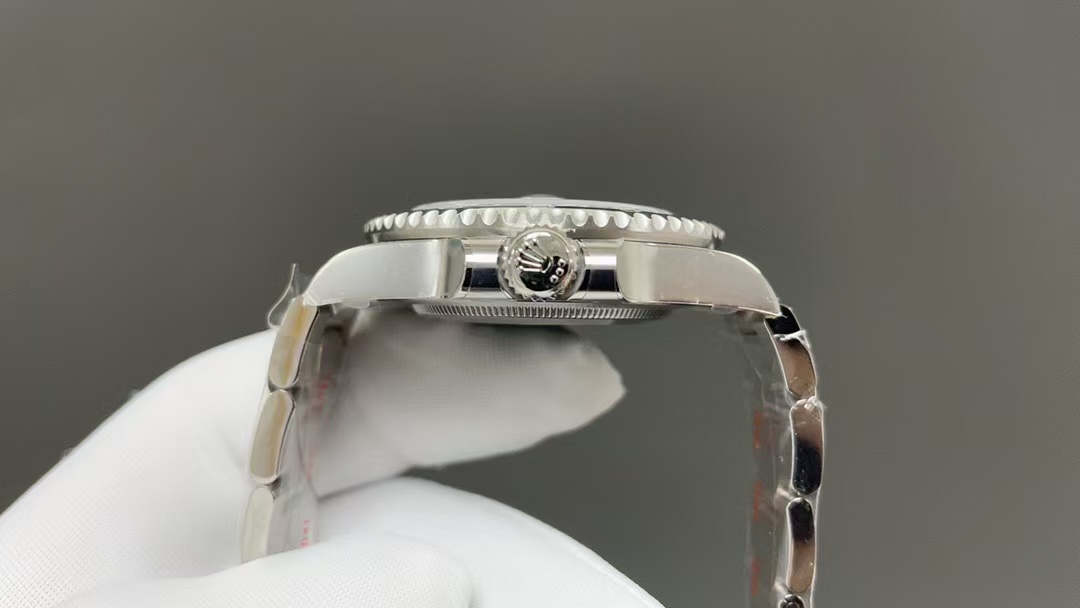 Clean Factory Rolex GMT-Master II 126710GRNR-0004 40mm Full 904L Black Dial