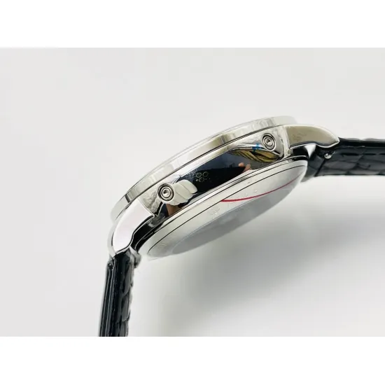 VC HISTORIQUES Ref.3110  Manual-winding movement 40mm With diamond