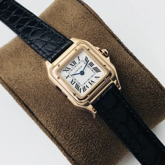 Cartier santos quartz watch: 27*37 mm