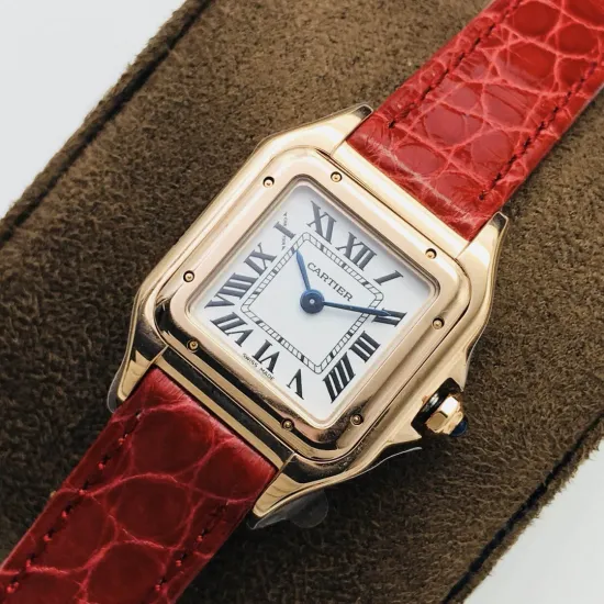 Cartier santos quartz watch: 27*37 mm