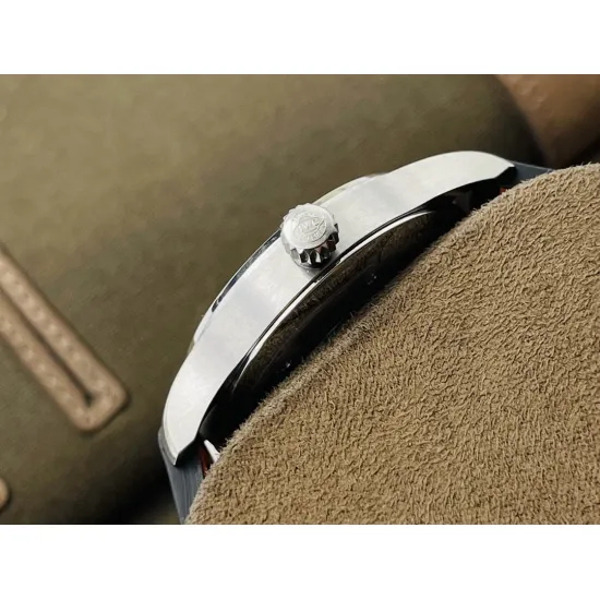 IWC PILOT'S WATCHES  40MM