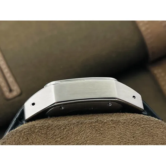 Cartier Santos Couple Watch Diameter: 51*41.3 44.2*35.6 mm