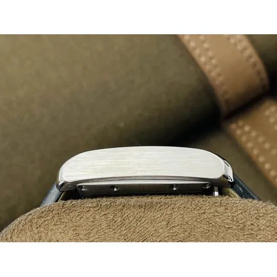 Cartier Tank Watch Size: 30MMX39MMX11MM