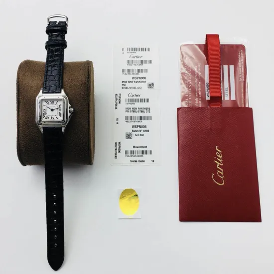 Cartier santos quartz watch: 27*37 mm