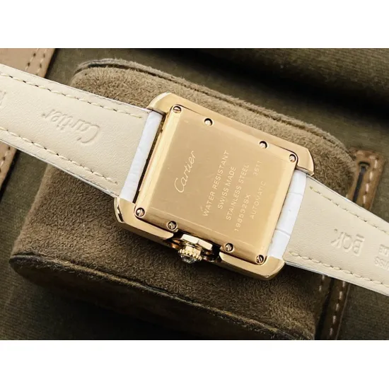 Cartier Tank Watch Size: 30MMX39MMX11MM