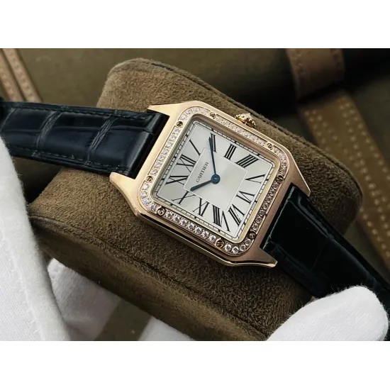 Cartier Santos Quartz movement: 43.5X31.4mm Women's 38X27.5mm