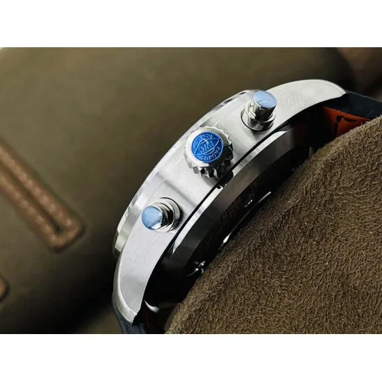 IWC PILOT'S WATCHES 43*15.2mm