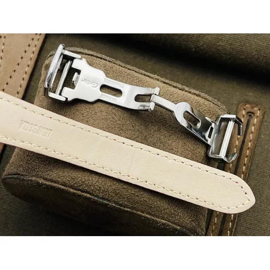 Cartier Tank Watch Size: 30MMX39MMX11MM