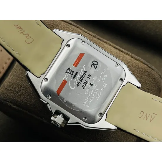 Cartier Santos Couple Watch Diameter: 51*41.3 44.2*35.6 mm