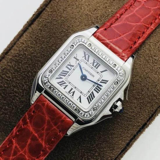 Cartier santos quartz watch: 27*37 mm