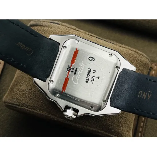 Cartier Santos Couple Watch Diameter: 51*41.3 44.2*35.6 mm