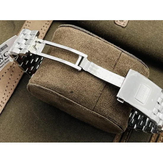 IWC PILOT'S WATCHES 40MM